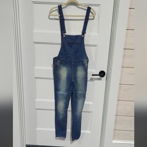 VIP DENIM JEANS DARK WASH OVERALLS SIZE 9/10 ANKLE LENGTH